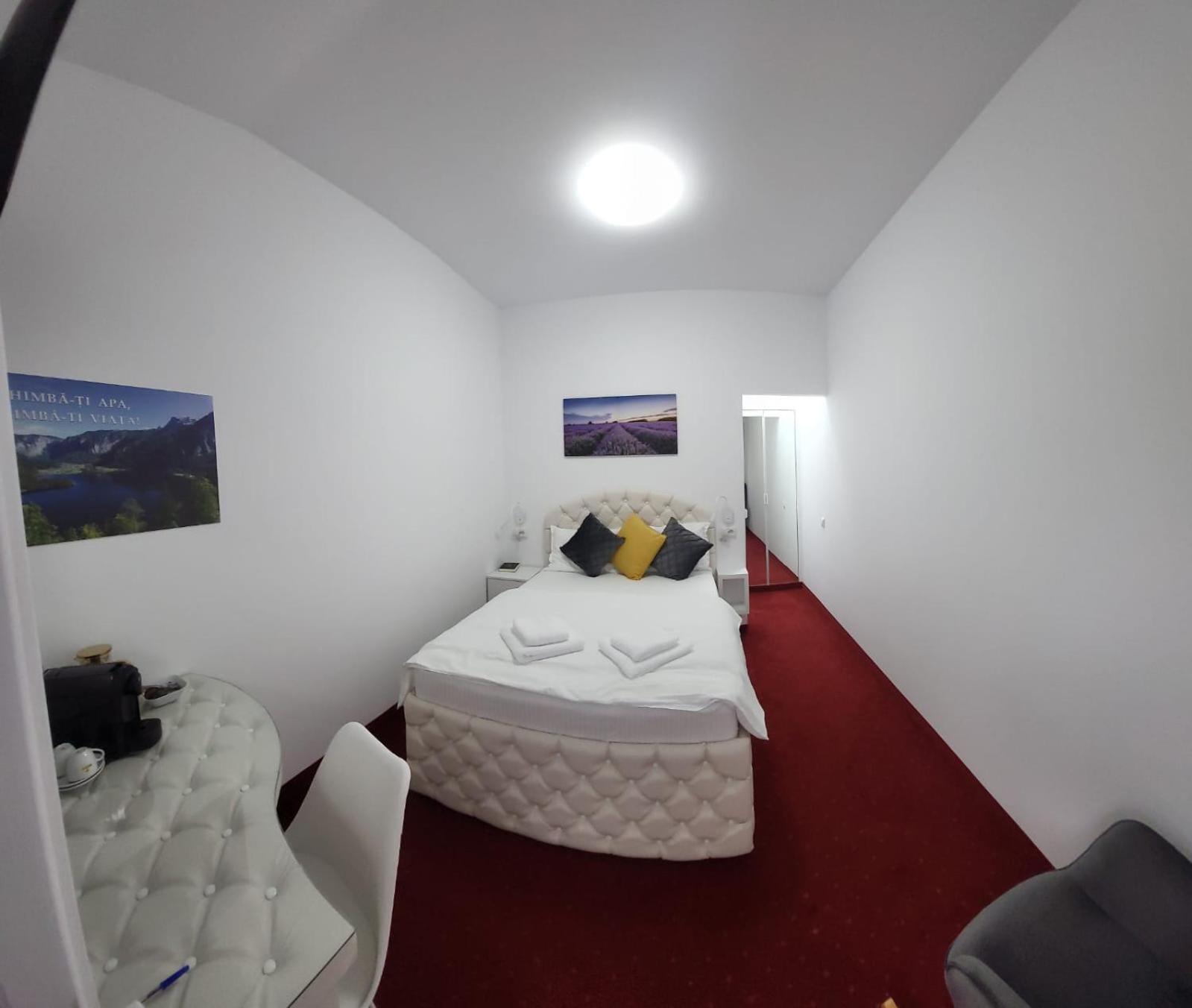 Royal Park Complex Hotel Bascov Exterior foto